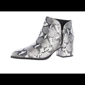 Seychelles leather boots